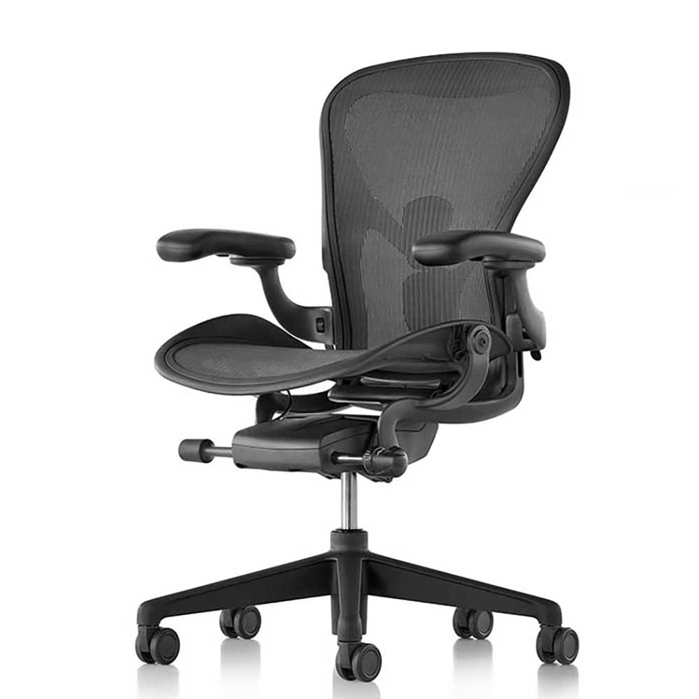 herman-miller-aeron-graphite-graphite-base-linkage-felix-thonet-shop2 herman-miller-aeron-graphite-graphite-base-linkage-felix-thonet-shop2