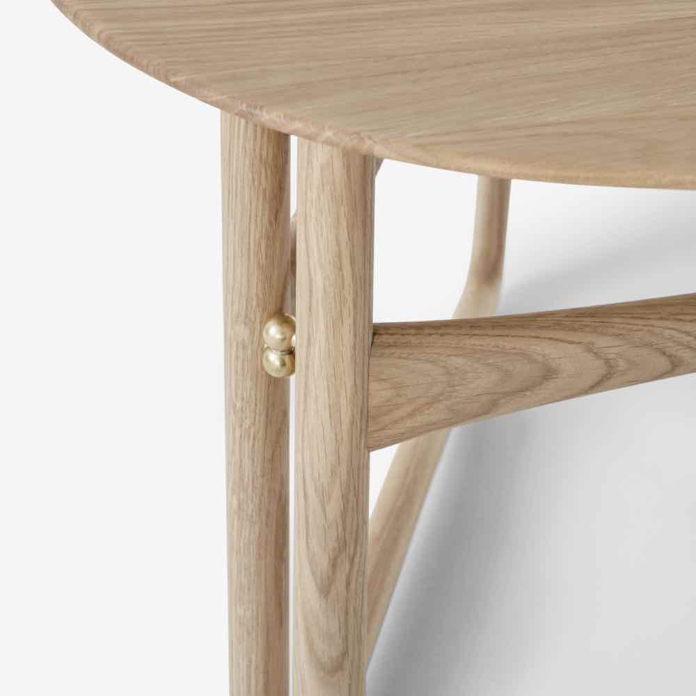 tradition-drop-leaf-detail-2 tradition-drop-leaf-detail-2
