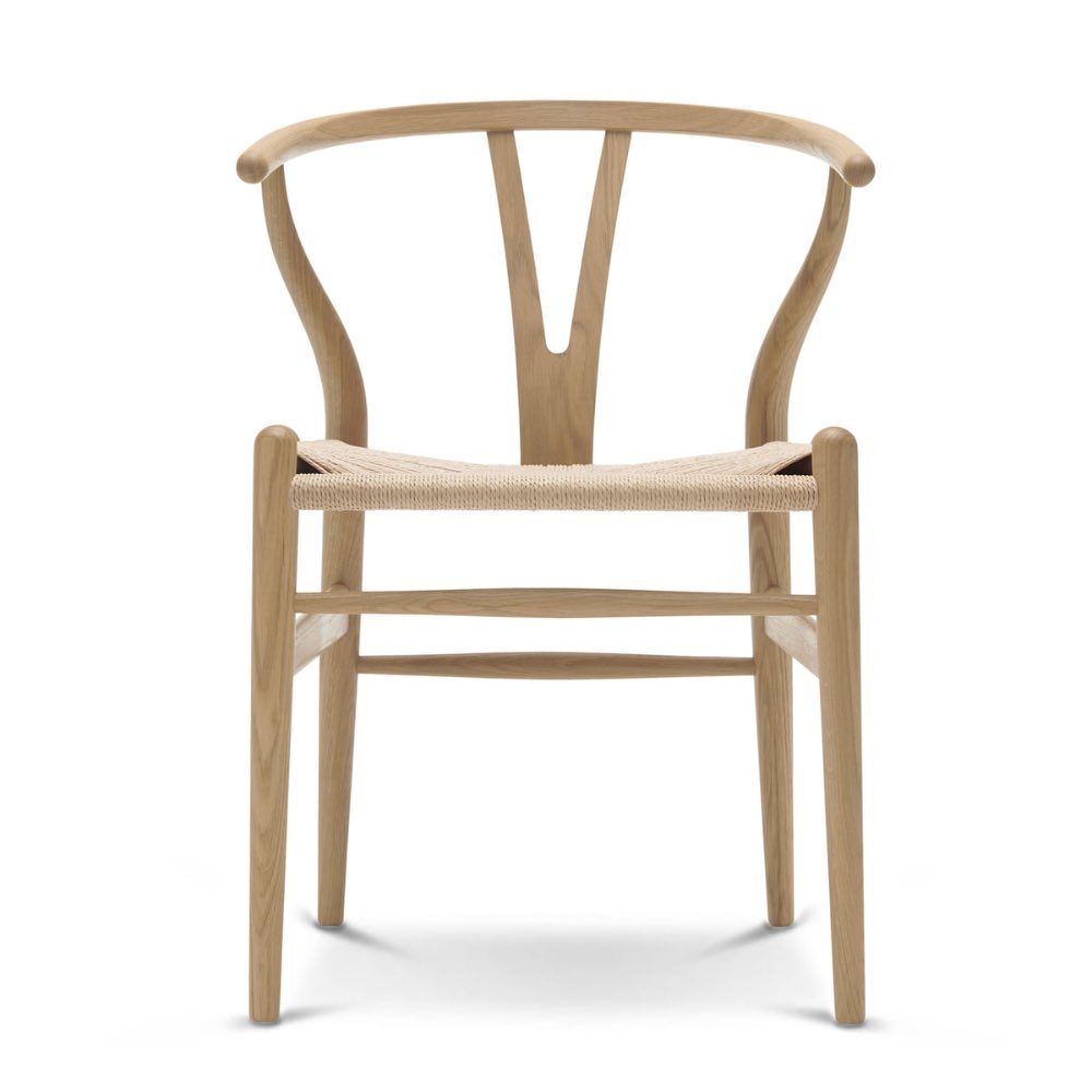 carl-hansen-ch24-wishbone-chair-eiche-geseift-natur-ft(2) carl-hansen-ch24-wishbone-chair-eiche-geseift-natur-ft(2)