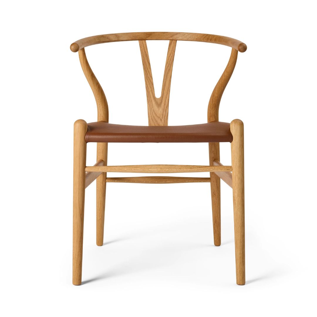 Carl Hansen CH24P Wishbone Chair reimagined Eiche geölt, Leder Loke 7060