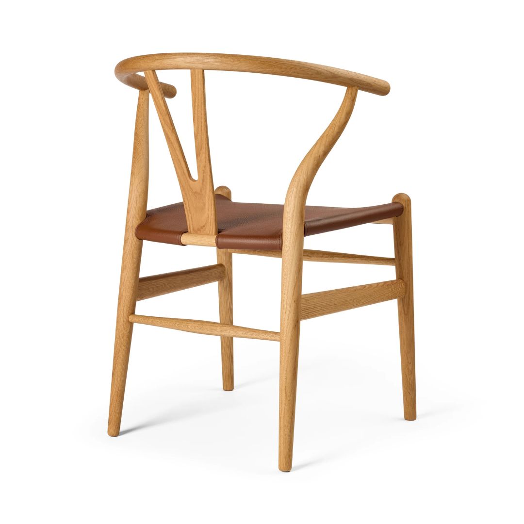 Carl Hansen CH24P Wishbone Chair reimagined Eiche geölt, Leder Loke 7060