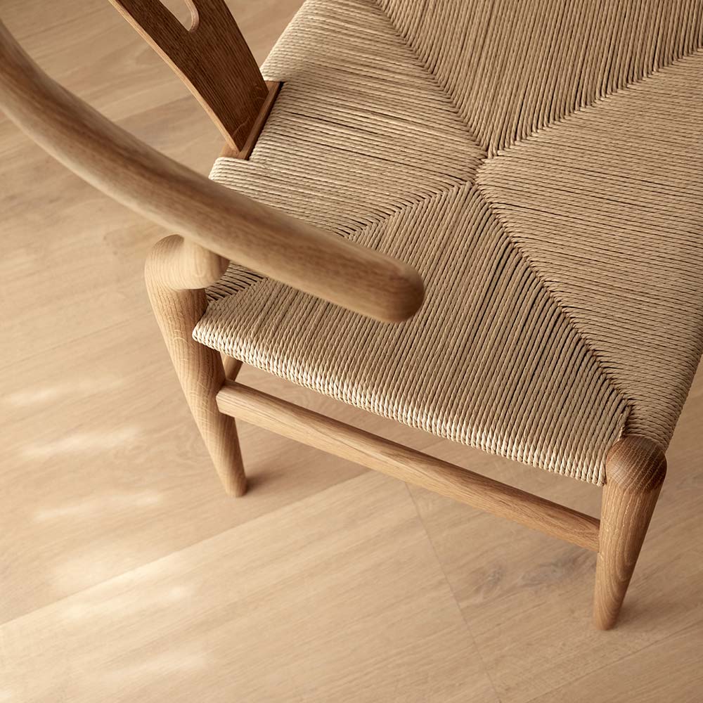 wishbone-chair-ch24-eiche-geoelt-papierkordel-detail