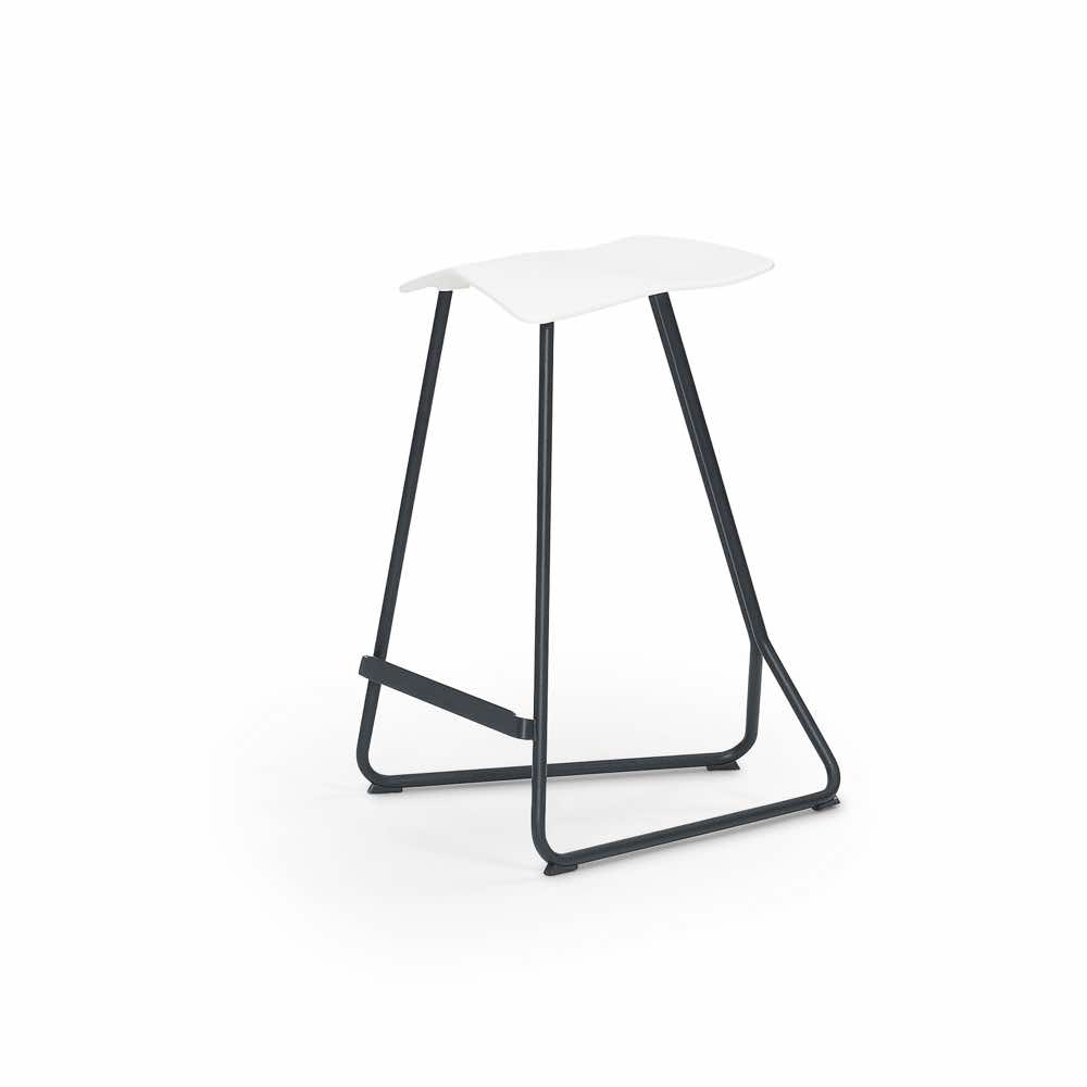 classicon-triton-counter-black-pu-white-front-40 classicon-triton-counter-black-pu-white-front-40