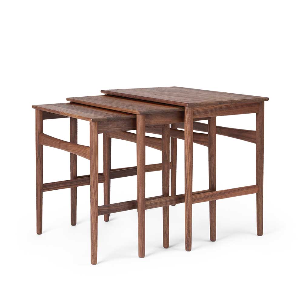carl-hansen-ch004-walnut-oil-all-side carl-hansen-ch004-walnut-oil-all-side