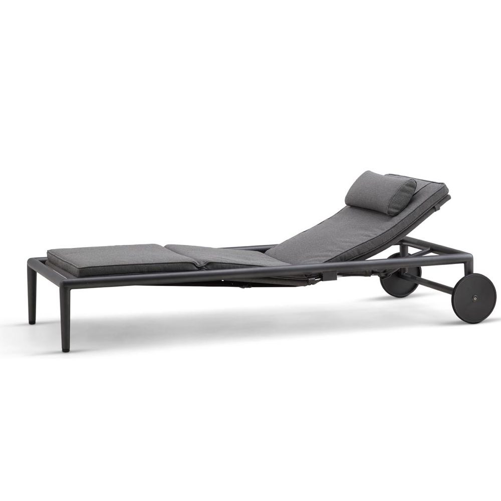 cane-line-conic-sonnenliege-grey