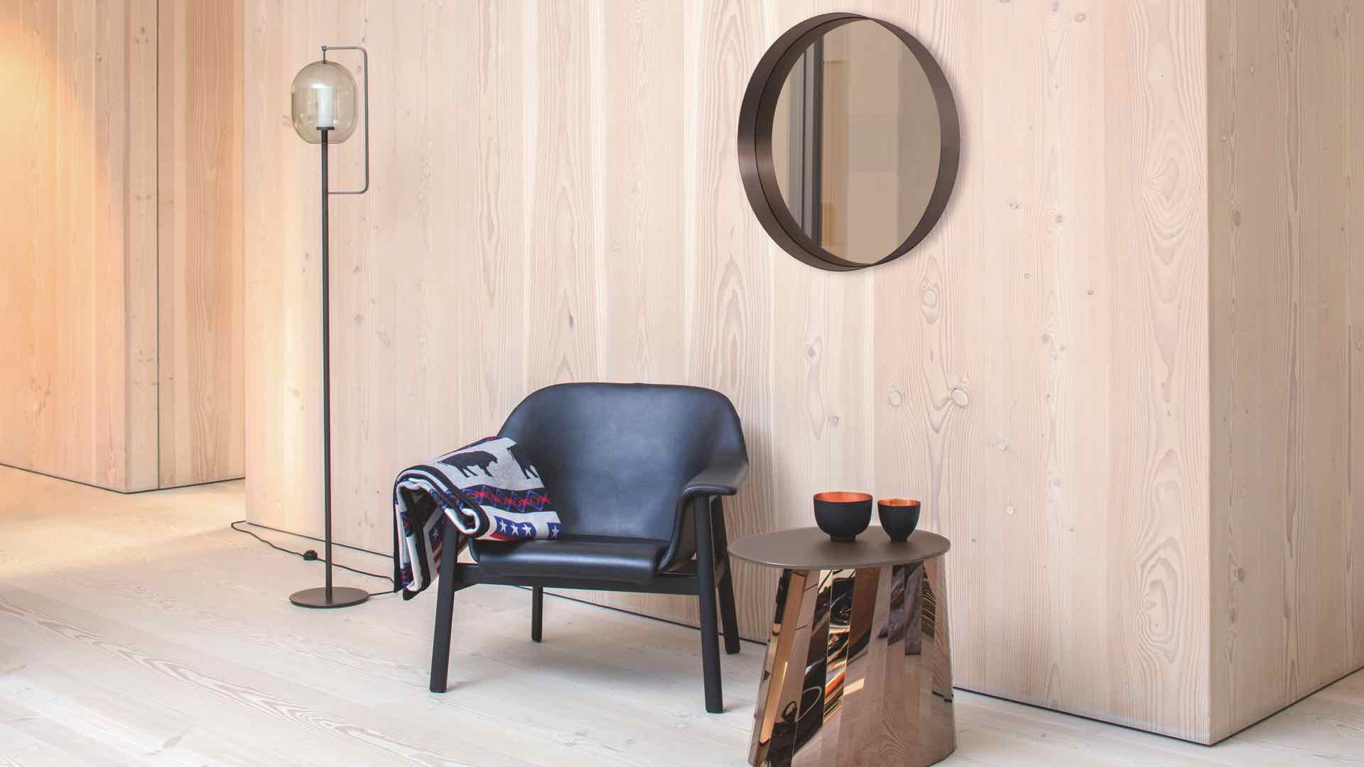 hassos-lantern-light-floor-lamp-sedan-lounge-chair-cypris-mirror-pli-side-table-ambiente-3(1) hassos-lantern-light-floor-lamp-sedan-lounge-chair-cypris-mirror-pli-side-table-ambiente-3(1)