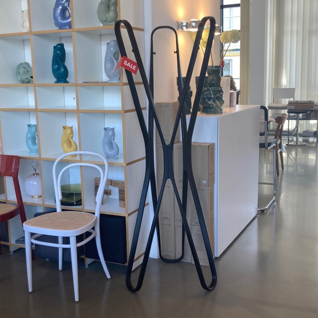 ClassiCon Saturn Garderobe Ausstellungsstück