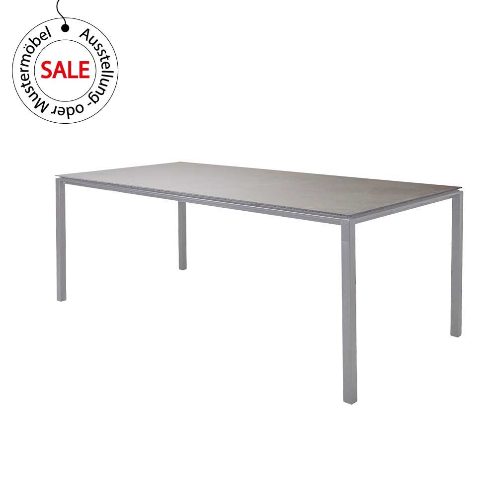 outlet-pure_light-grey