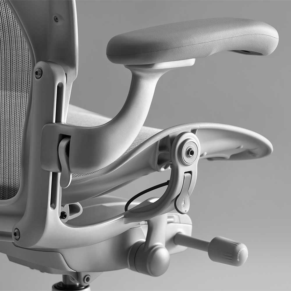 herman-miller-aeron-mineral-detail2-felixthonetshop herman-miller-aeron-mineral-detail2-felixthonetshop
