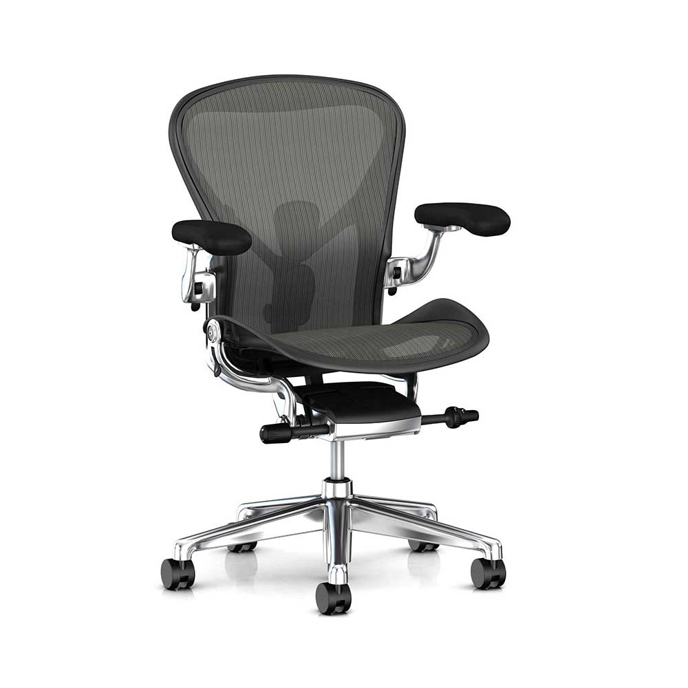 herman-miller-aeron-graphite-arc6-front-felixthonetshop