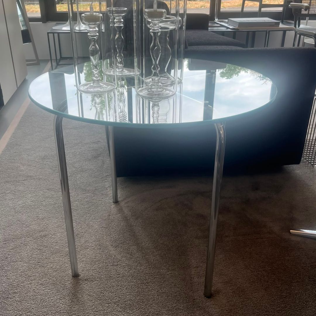 Thonet MR515 Beistelltisch Ausstellungstisch