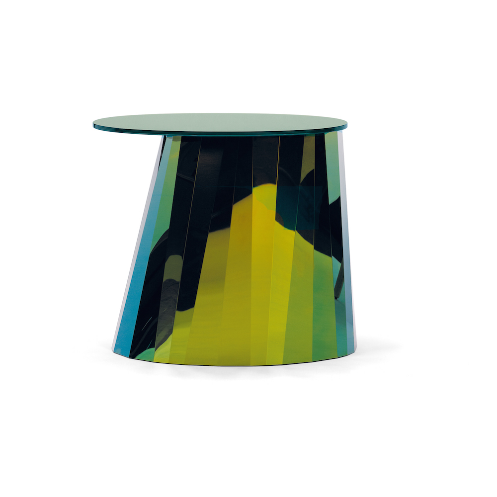 pli-side-table-green-side pli-side-table-green-side